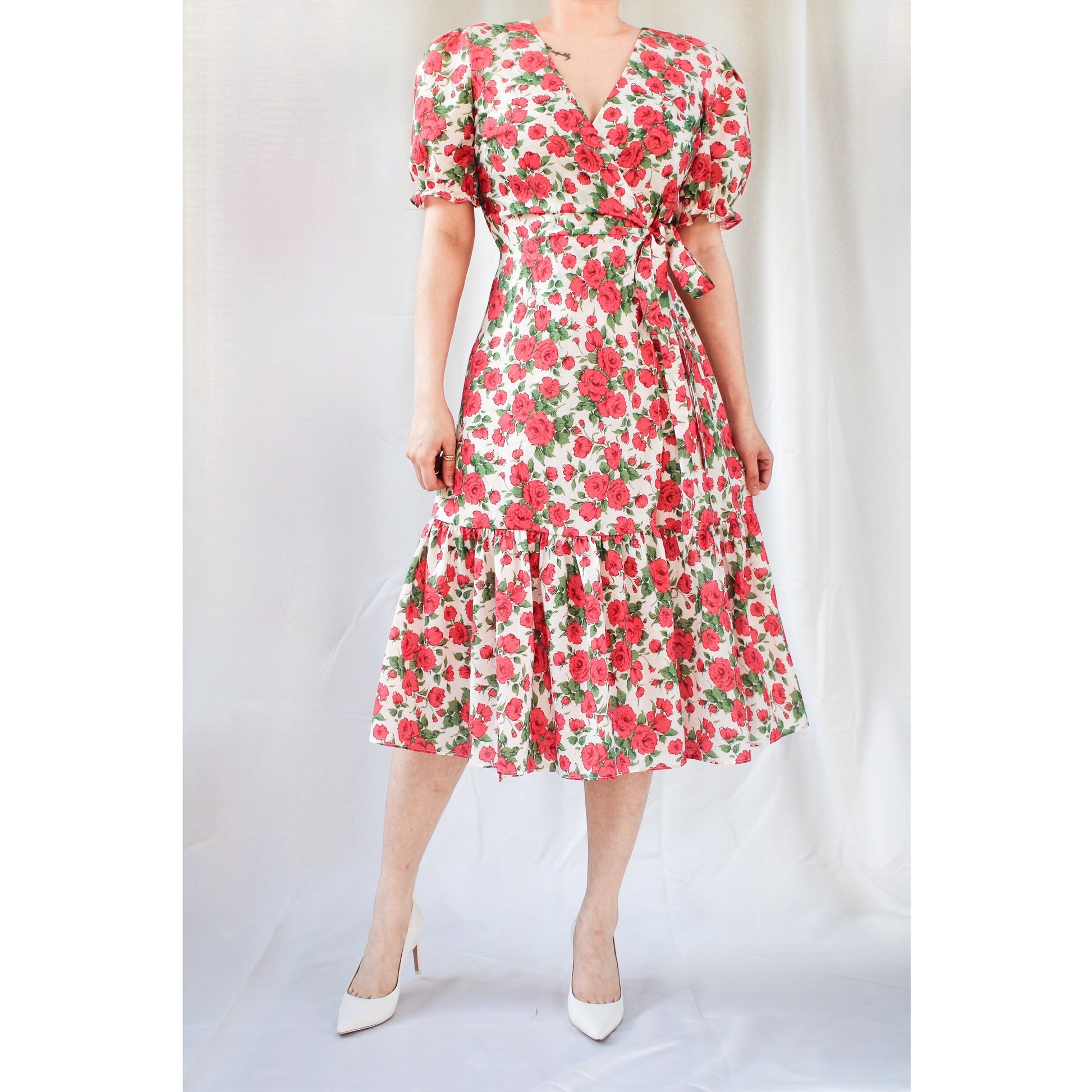 Liberty of London women dress maxi midi mid length tana lawn cotton floral animal print button through puffy short long half 3/4 sleeves sleeveless Peter Pan collar ruffle V-neck pussy bow tie classic daily wear elegant classy sexy summer autumn