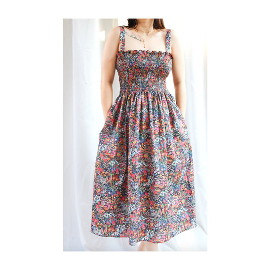 Liberty of London women dress maxi midi mid length tana lawn cotton floral animal print button through puffy short long half 3/4 sleeves sleeveless Peter Pan collar ruffle V-neck pussy bow tie classic daily wear elegant classy sexy  summer autumn