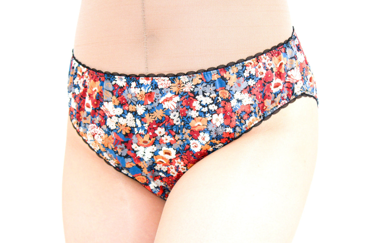 Liberty of London fabric women underwear floral print panties boyfriend thongs organic cotton floral print sleepwear daily knickers cotton briefs floral print luxury tana lawn lace panties sexy culotte sleepwear BDSM lingeries comfortable breathable