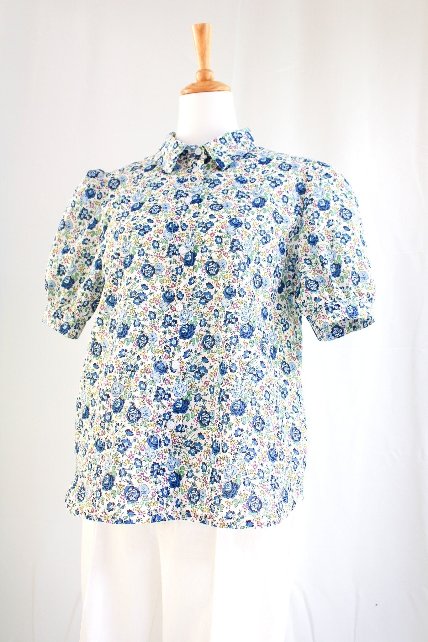 Liberty of London Woman Half Sleeve Dress Shirt